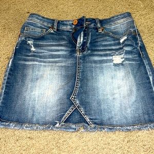 Jean ripped skirt